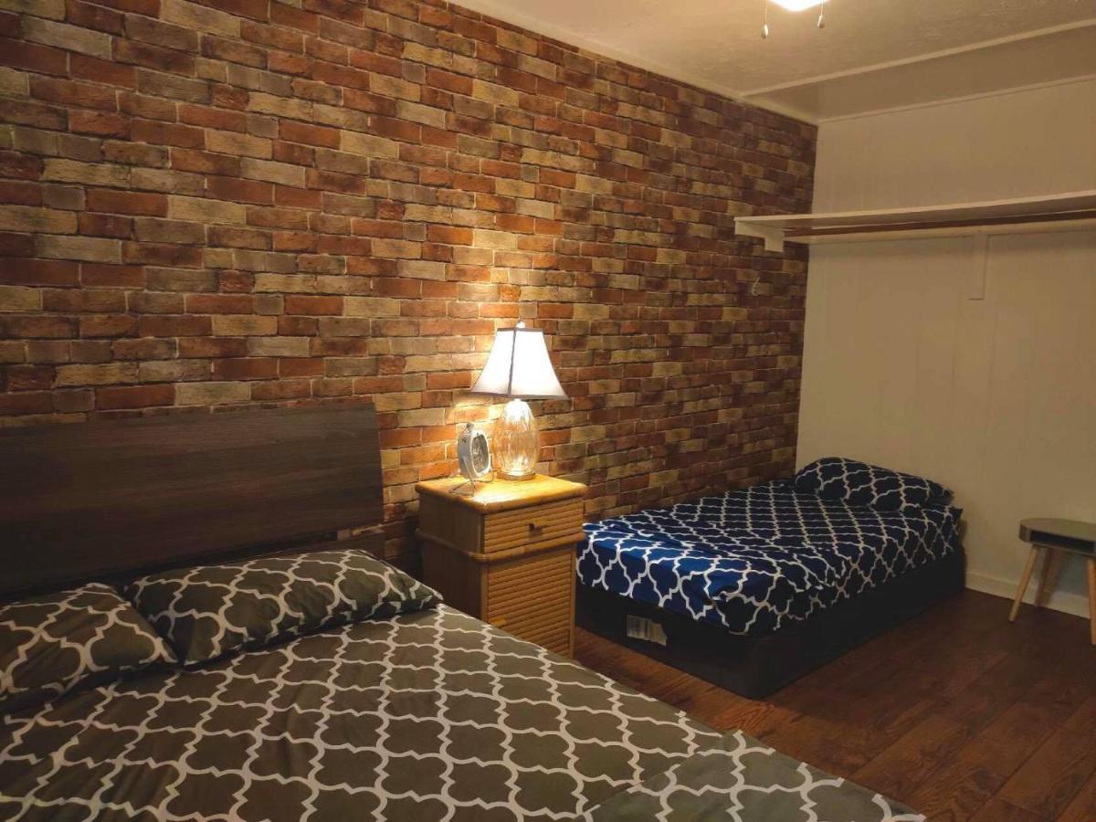 The Beach Waikiki Boutique Hostel Хонолулу Екстериор снимка